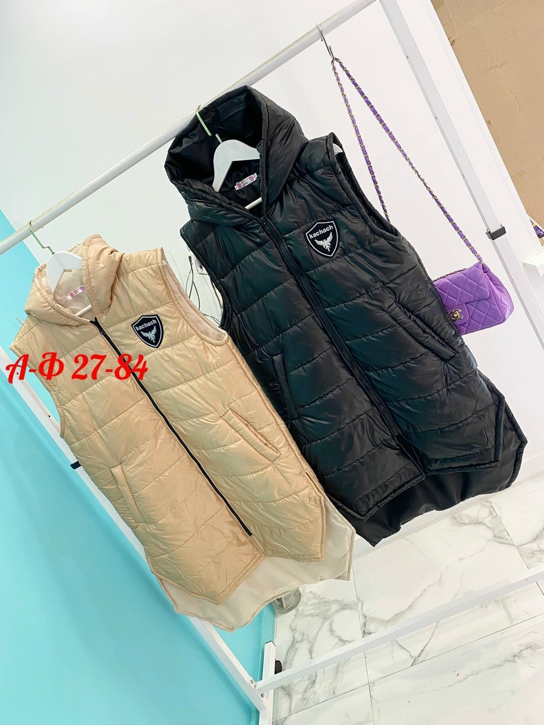 жилетка женская,женские жилеты,стильная жилетка,жилетка с капюшоном,жилетка женская размером 42