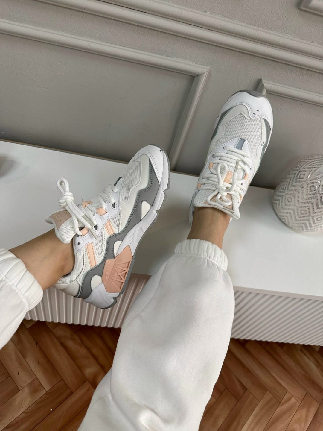 кроссовки,разноцветные кроссовки,кроссовки модные,женские кроссовки,спортивные кроссовки