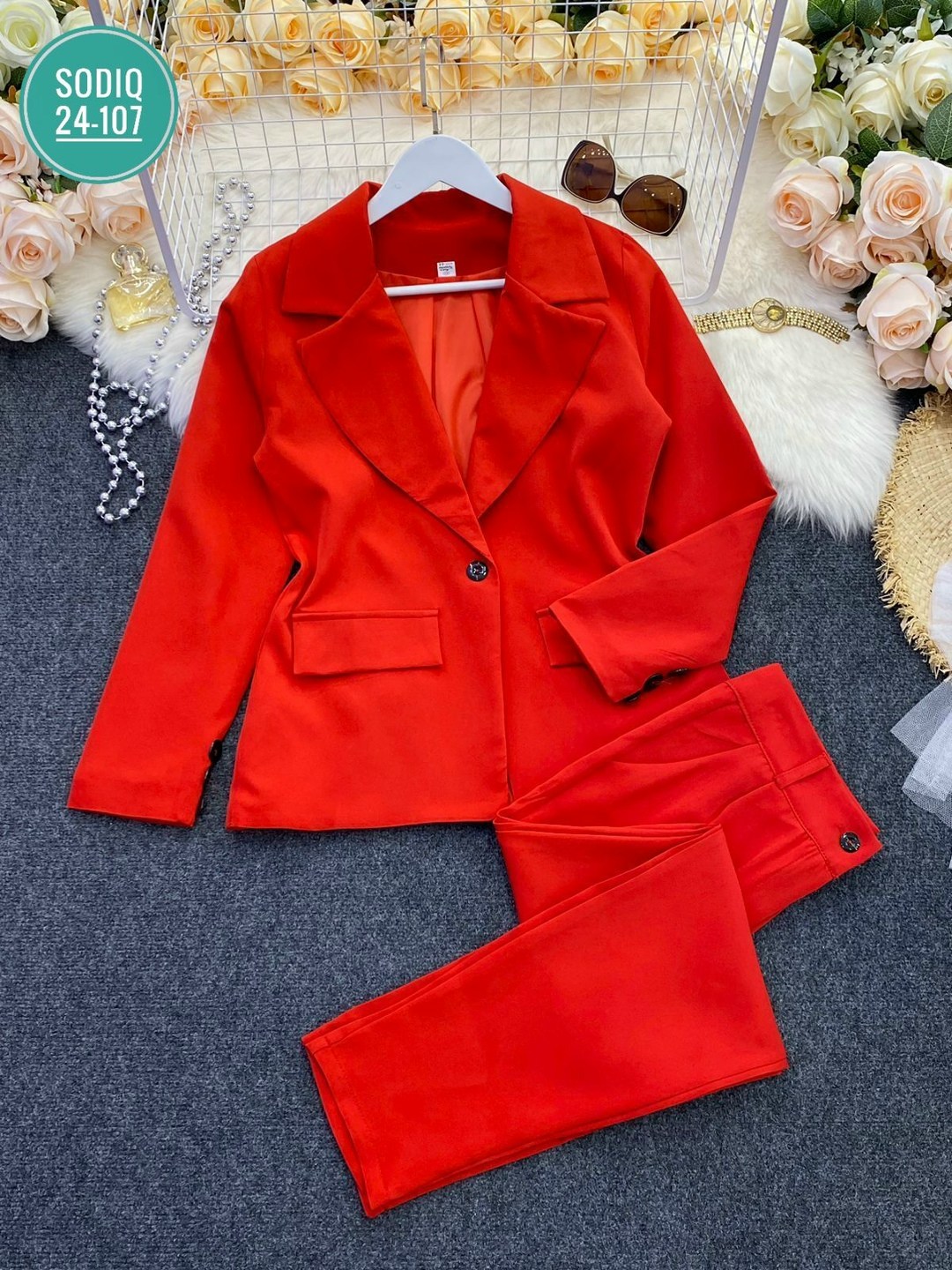 классический брючный костюм,женский классический брючный костюм,брючной костюм двойка,костюмы женские,костюм двойка женская