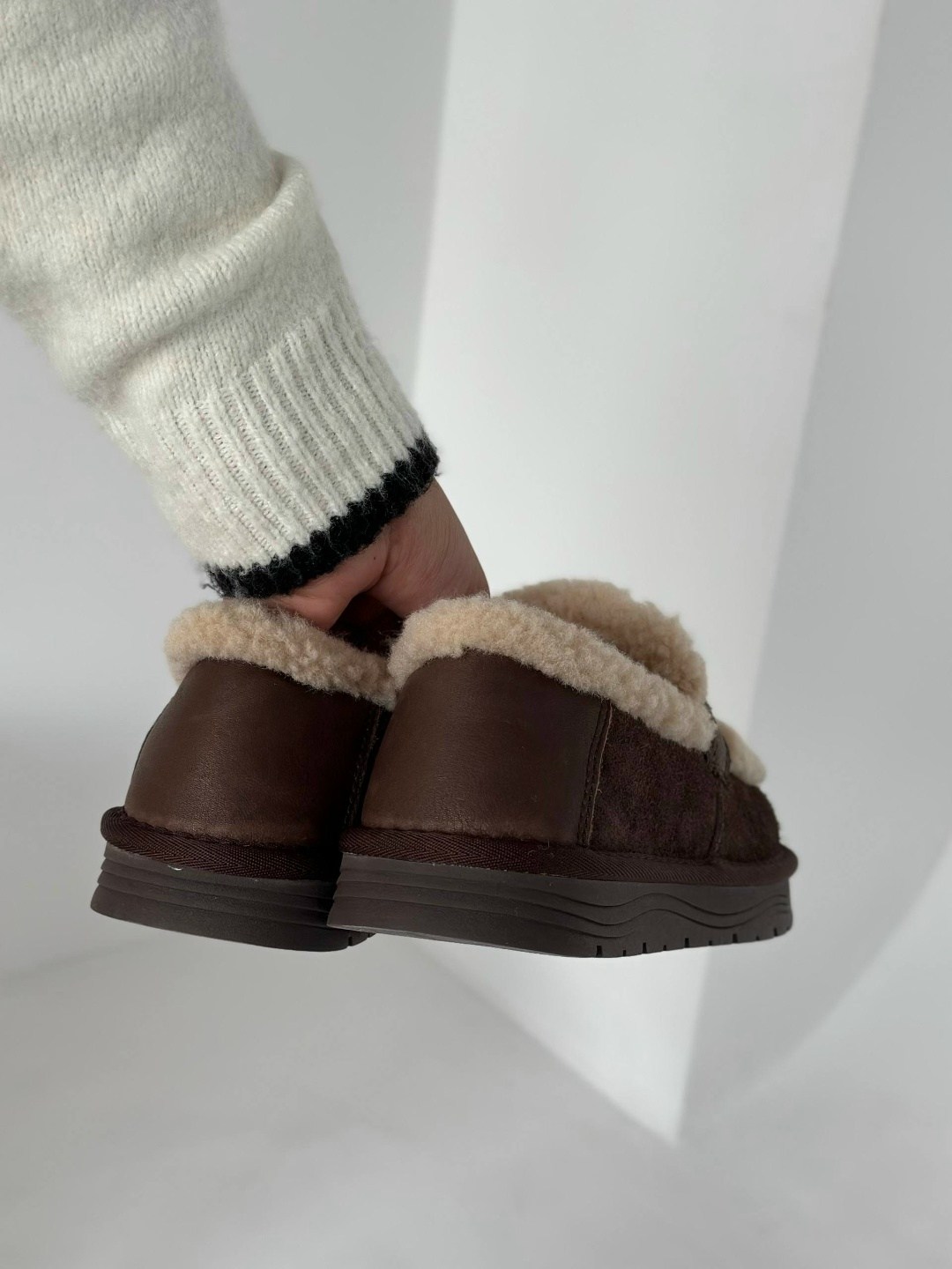 ,теплая ,тапочки зимние,плюшевые домашние тапочки,тапочки модные