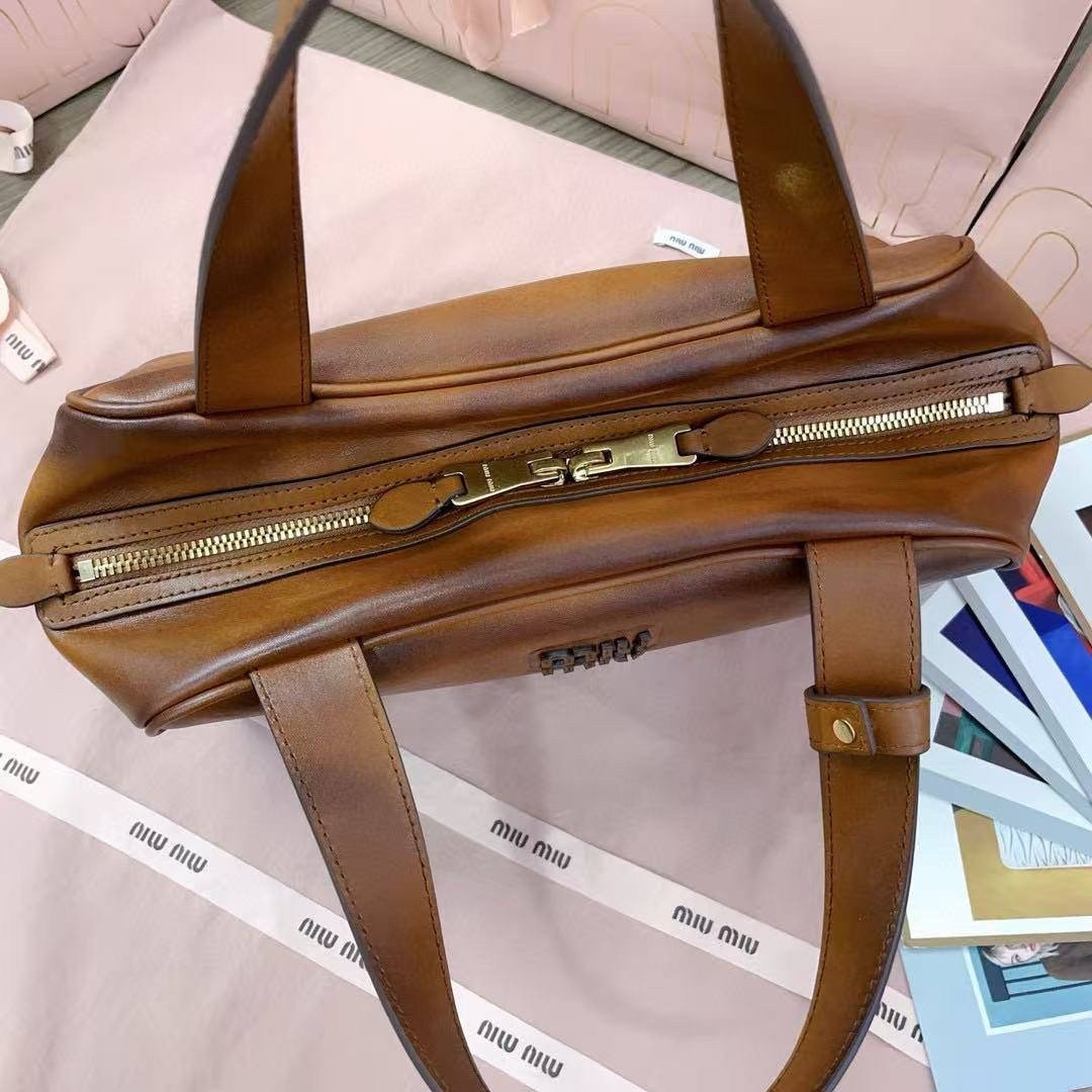 сумки,кожаная сумка,сумка,женская сумка,сумки коричневый