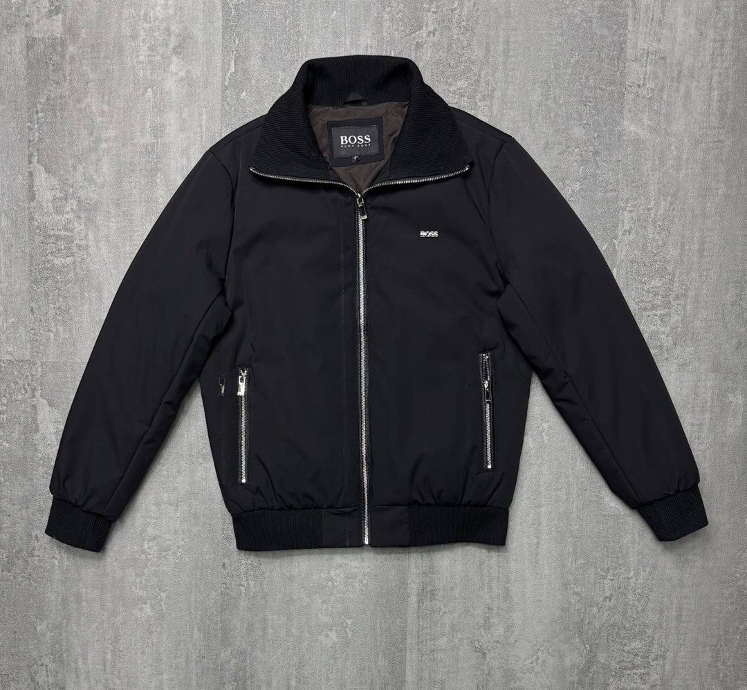 демисезонная куртка,легкая куртка,hugo boss ветровка,куртка с воротником,куртка бомбер