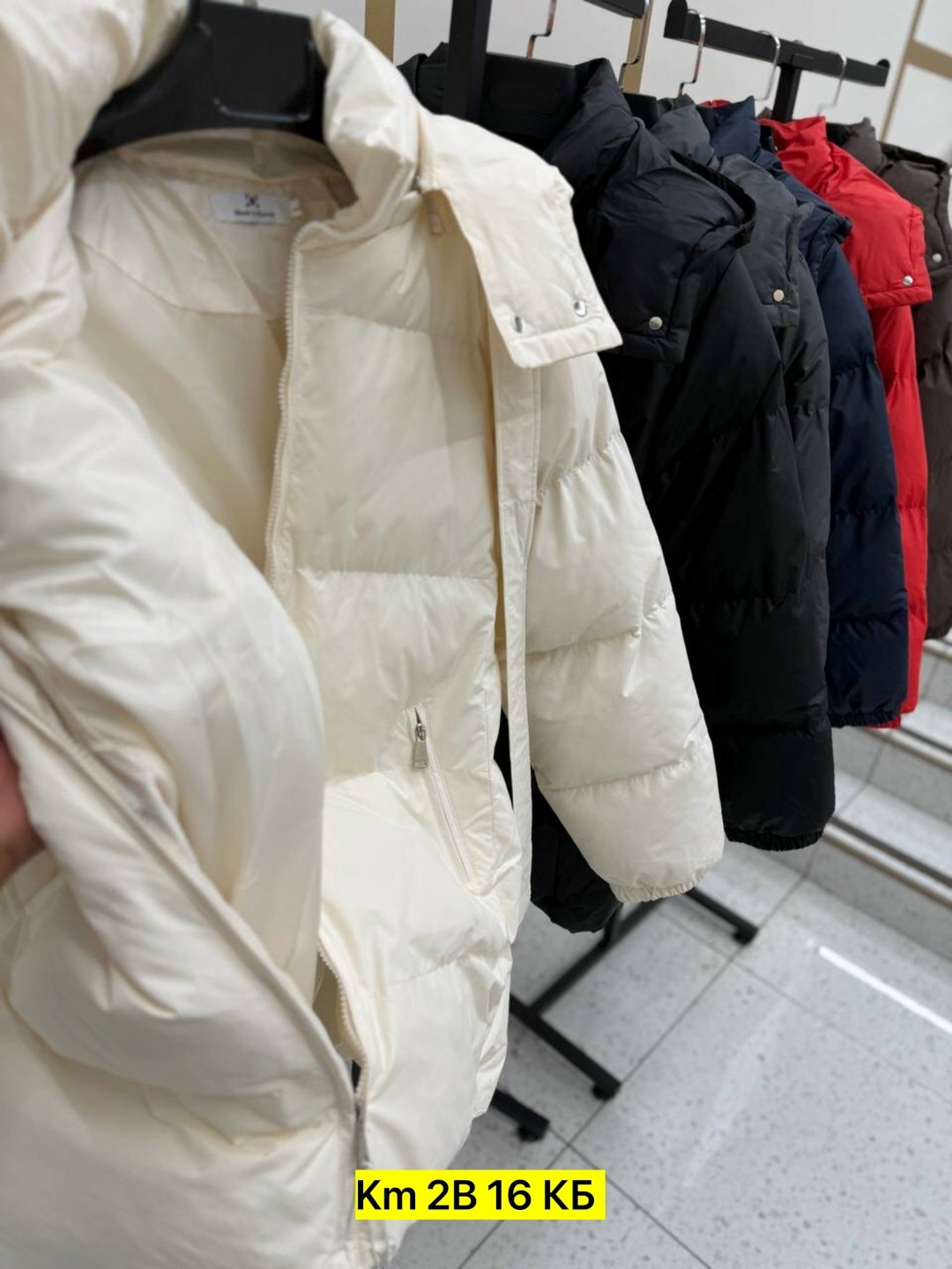 куртка пуховик,куртка модная,красный пуховик,женские пуховики,пуховик