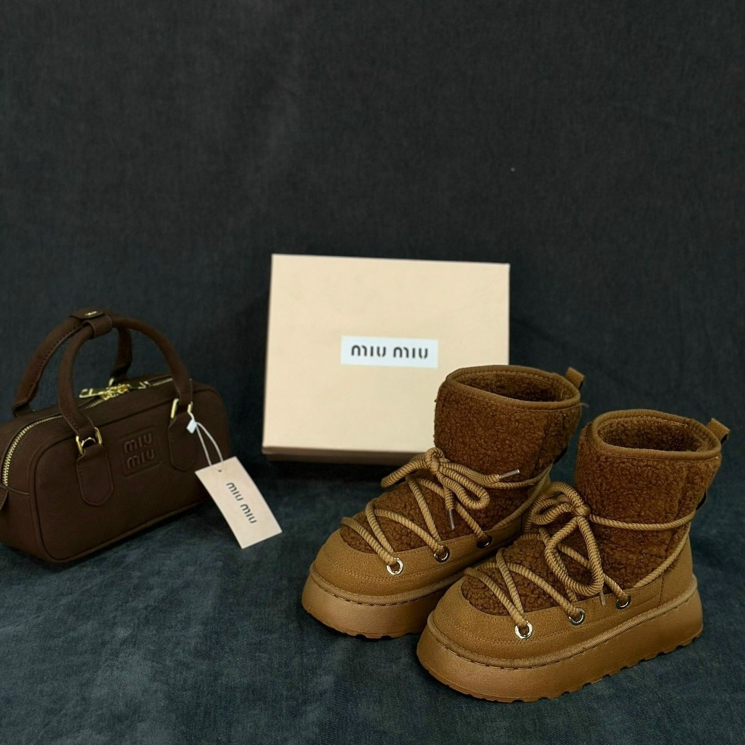 ,женские угги,зимняя женская ,зимняя ,модные угги