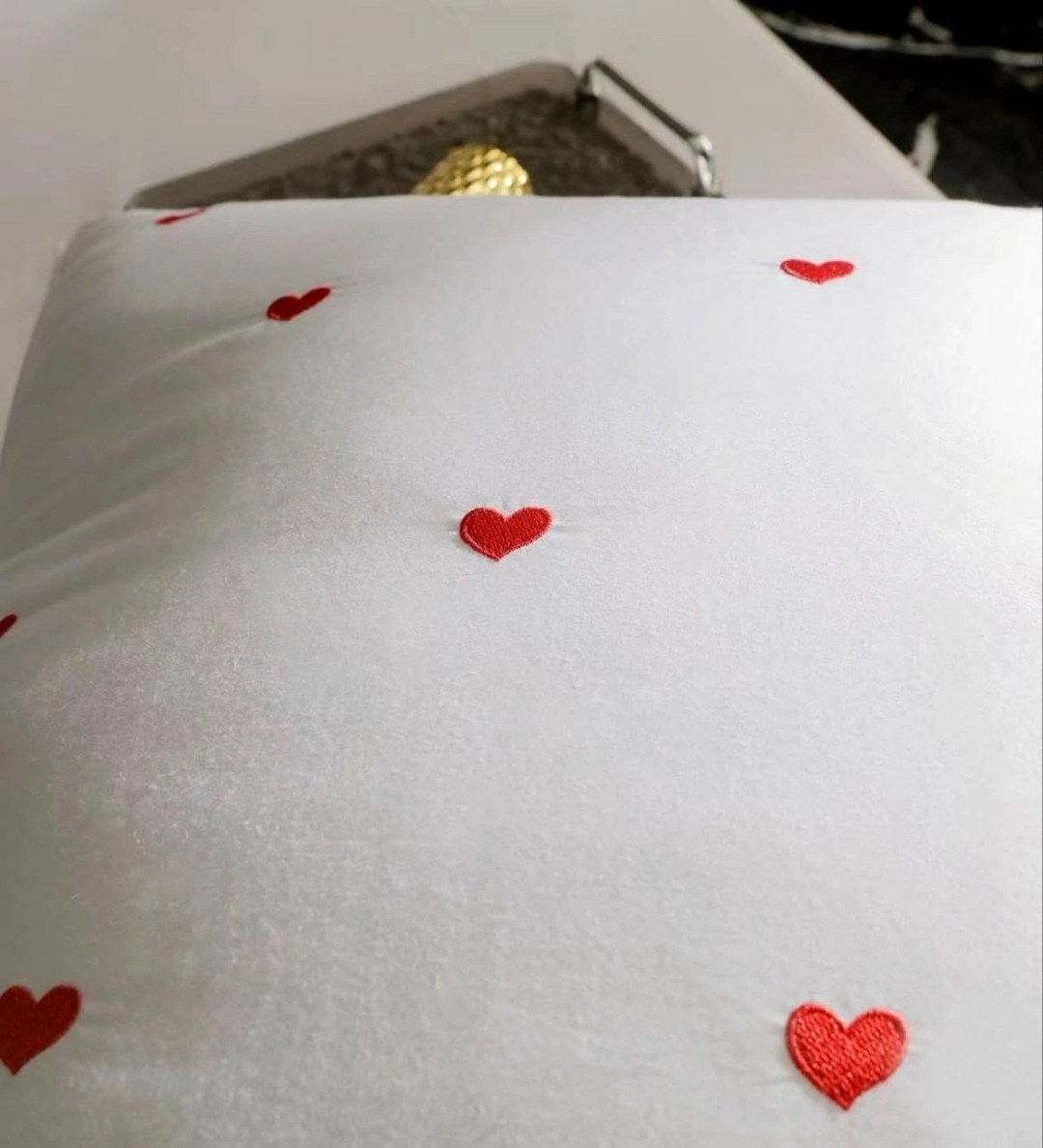 подушку,комплект постельного белья,постельного белья,шелковые наволочки,наволочка