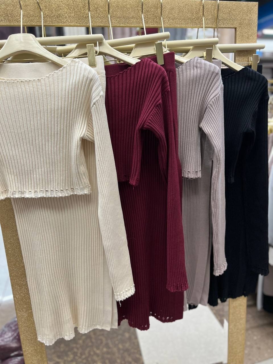 костюм с юбкой,юбка с кофтой,вязаные костюмы,стильные костюмы,трикотажные костюмы с юбкой