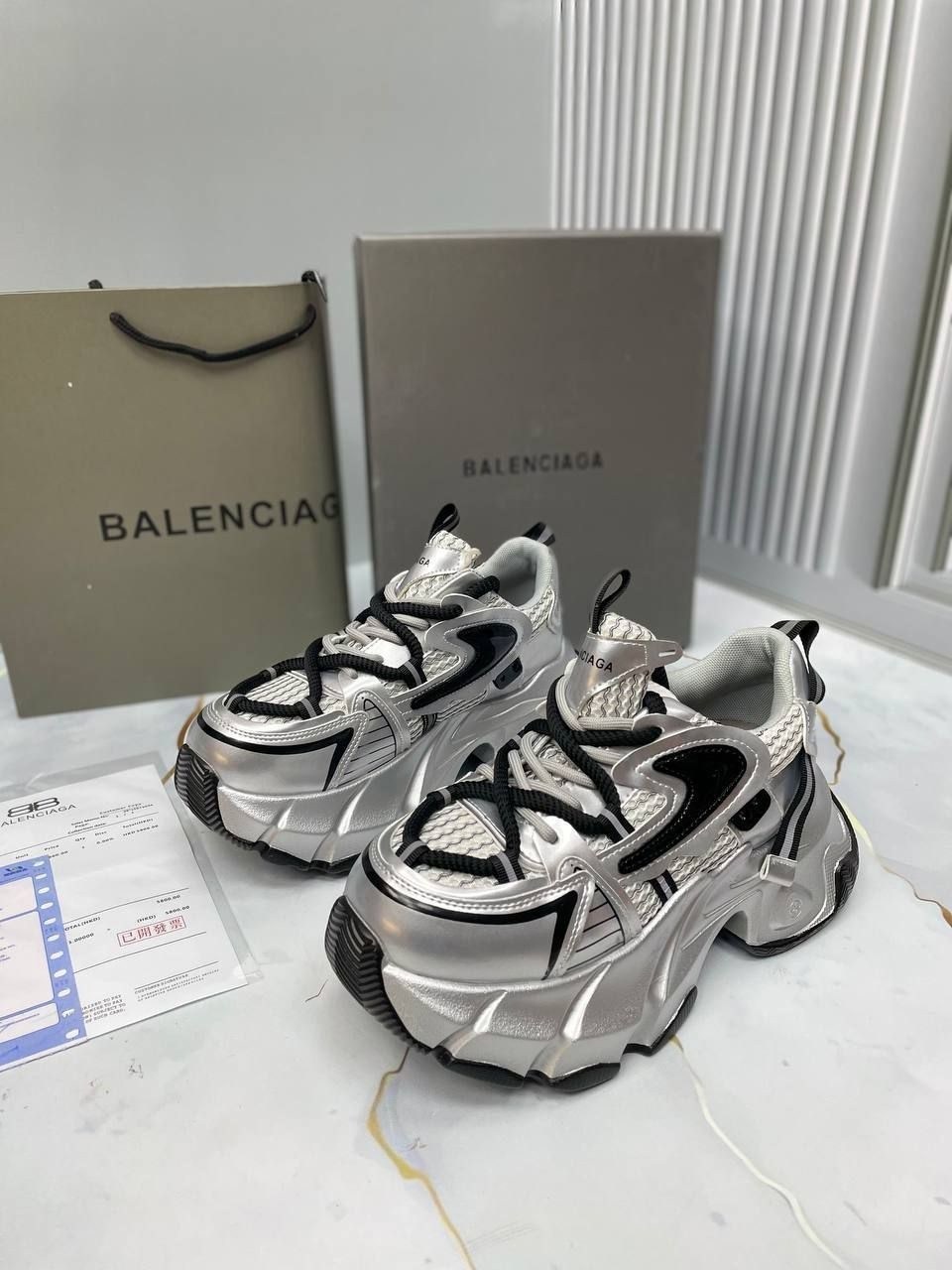 новая коллекция баленсиага 2025 кроссовки,кроссовки balenciaga,кроссовки женские balenciaga,кроссовки баленсиага 3xl,кроссовки баленсиага