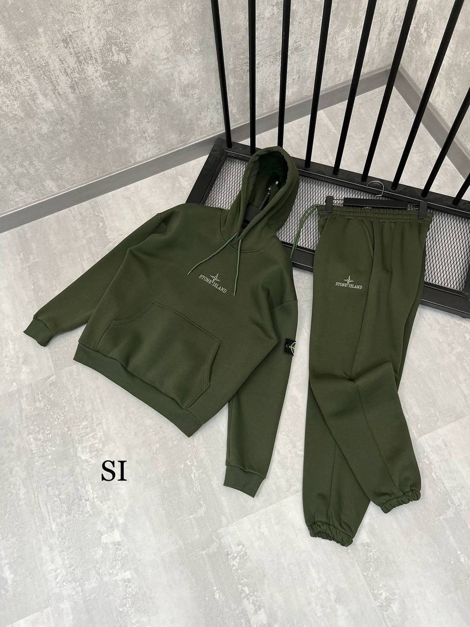 спортивный костюм stone island,мужской спортивный костюм на флисе,спортивные костюмы мужские,спортивные костюмы на флисе,костюмы спортивные