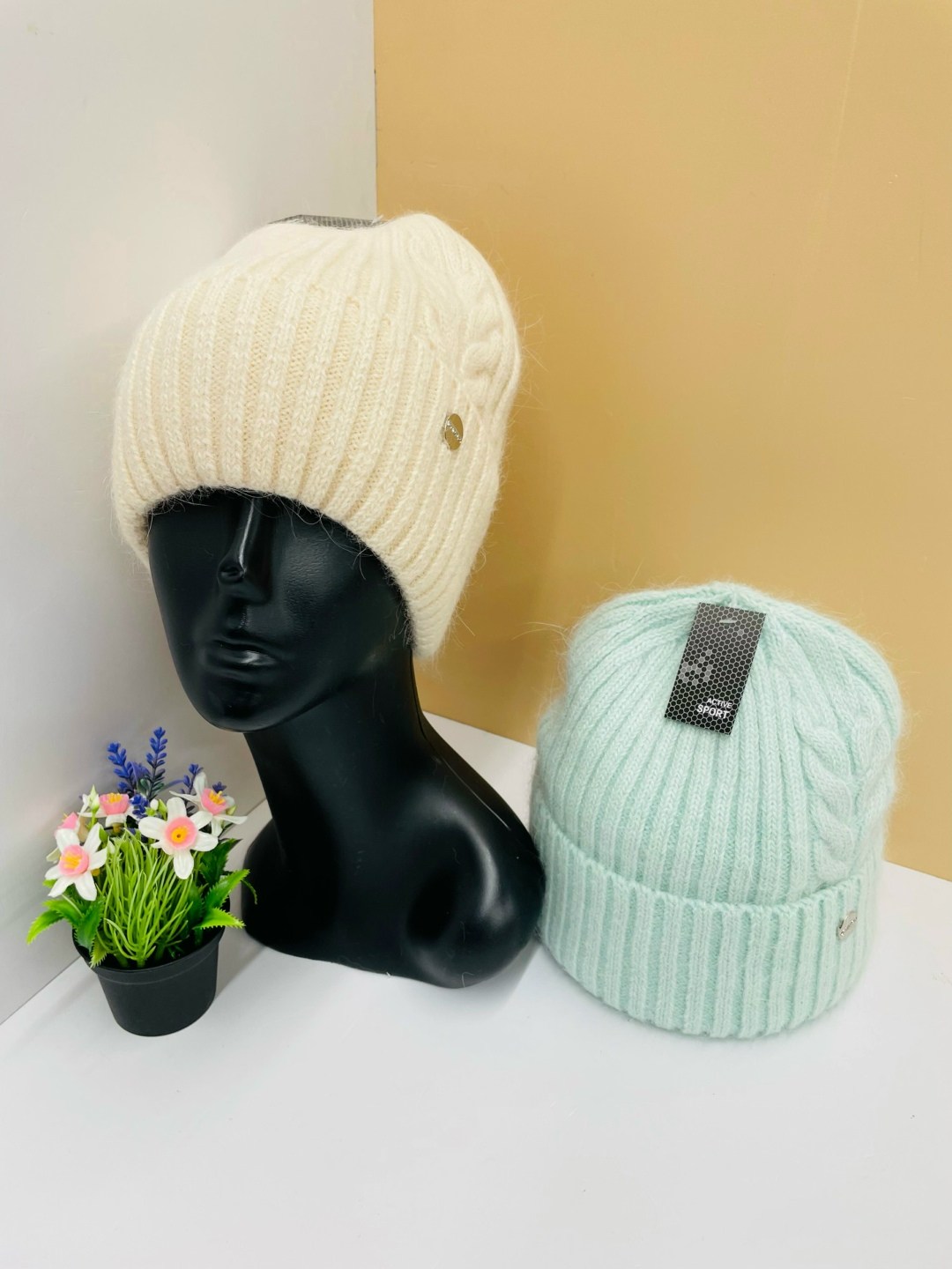 шапка женская,шапка для женщин,женская вязаная шапка,женская шапка из ангоры,шапка ангора