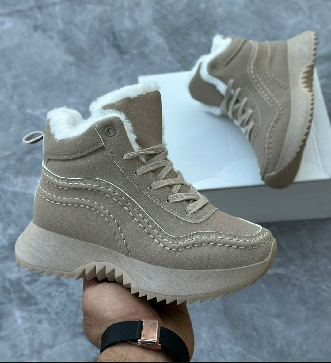 ,кроссовки женские зимние,женские зимние ботинки,теплые кроссовки,женские кроссовки