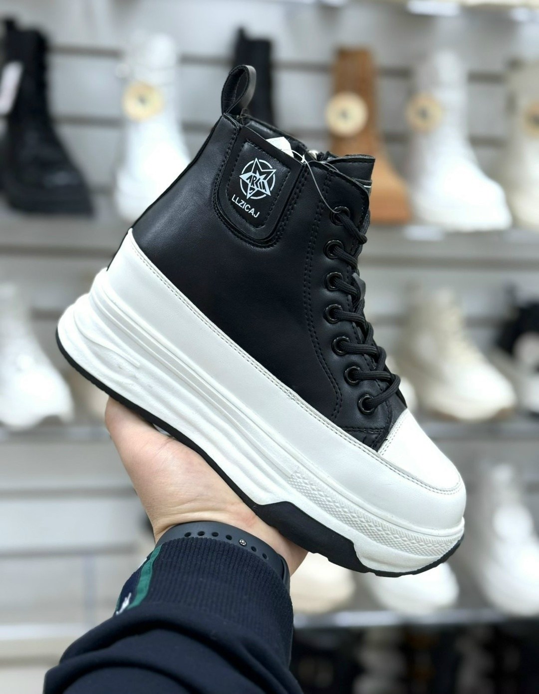 зимние женские кроссовки,зимняя женская ,кроссовки эко кожа,,женские кроссовки