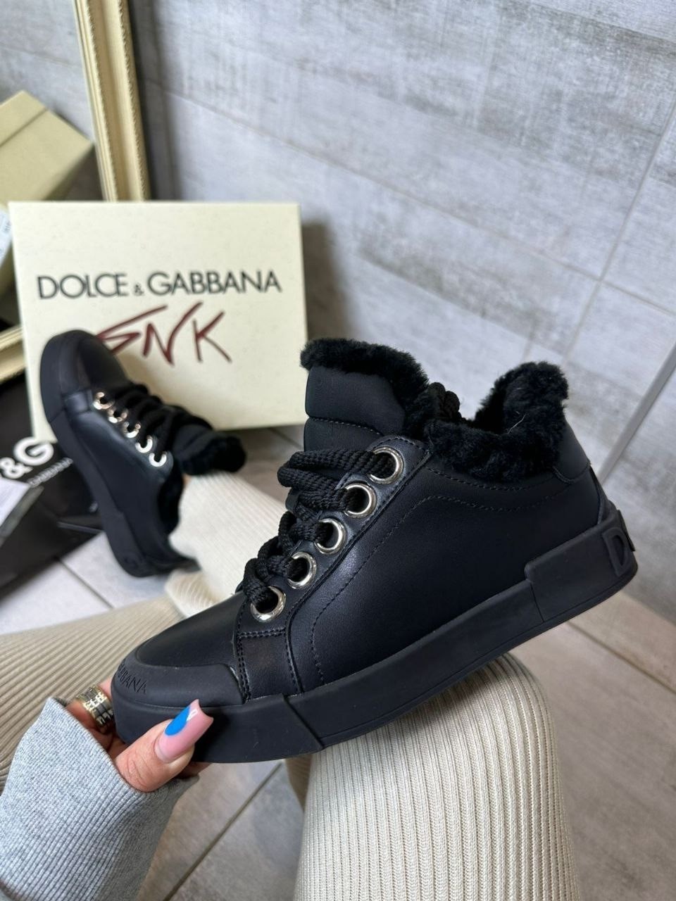 ,кеды dolce gabbana,черные замшевые кроссовки женские,замшевые кроссовки,кеды женские черные