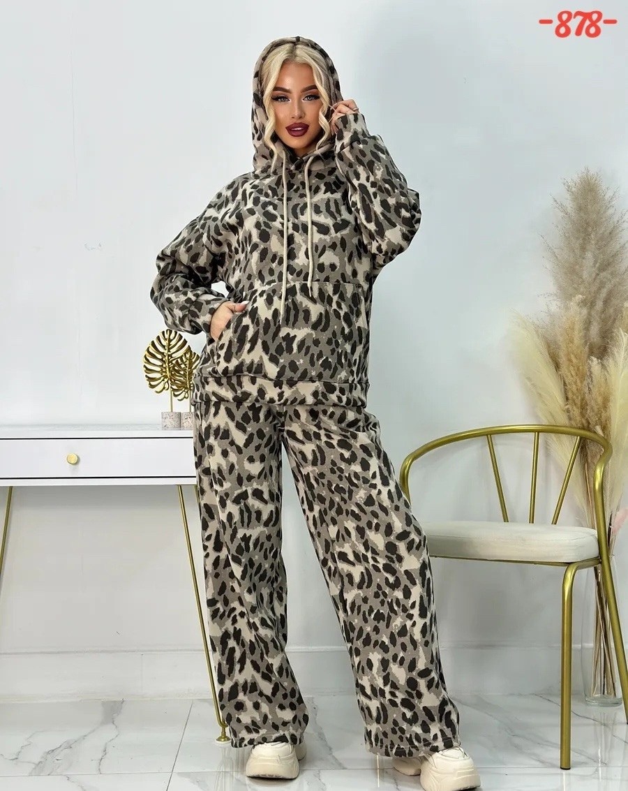 костюм женский леопард,костюм женский теплый брючный,леопардовый комплект,женский костюм на флисе,костюм леопард