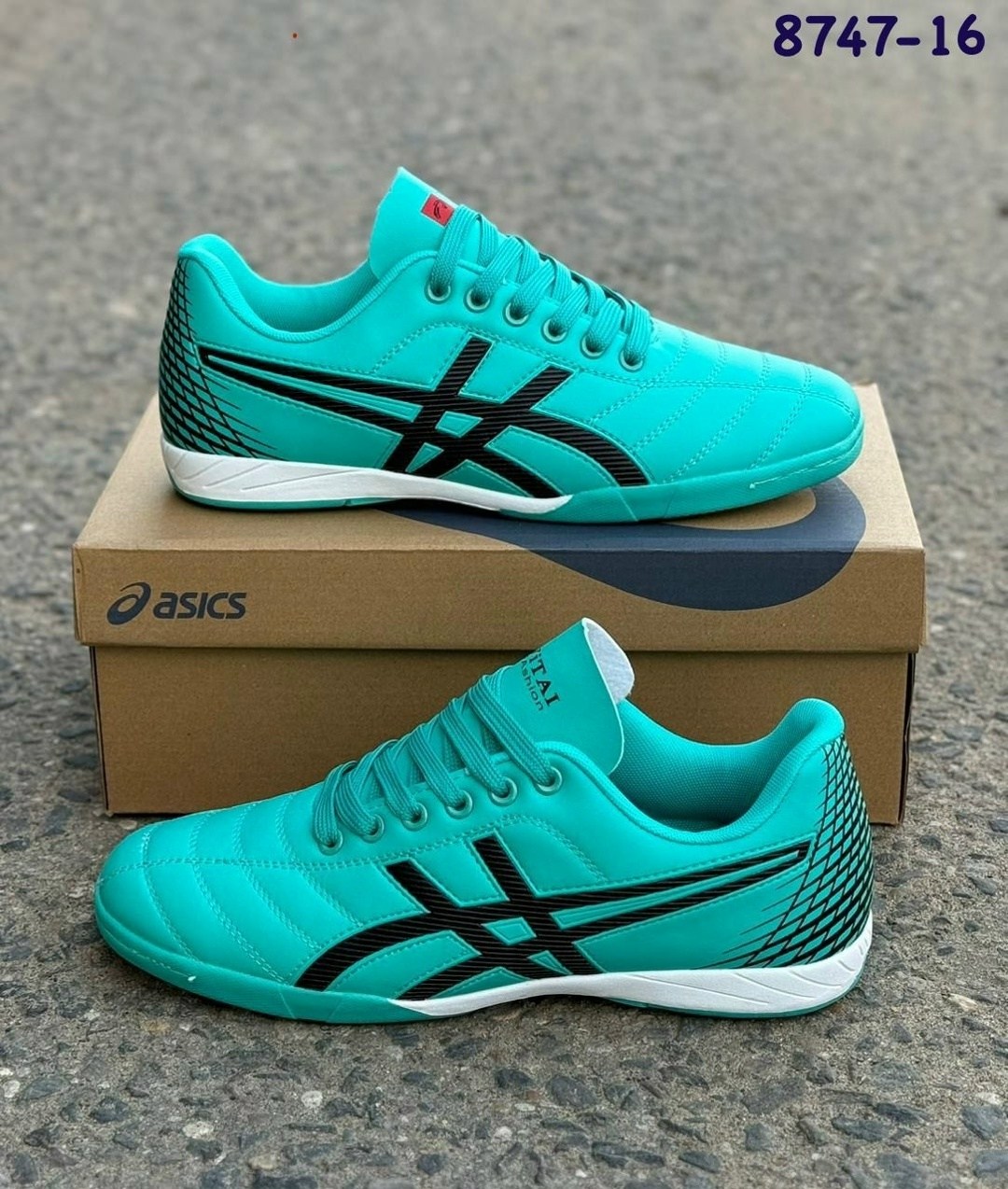 сороконожка для футбола,футбольная ,футбольная бутса,футбольные кроссовки, для футбола