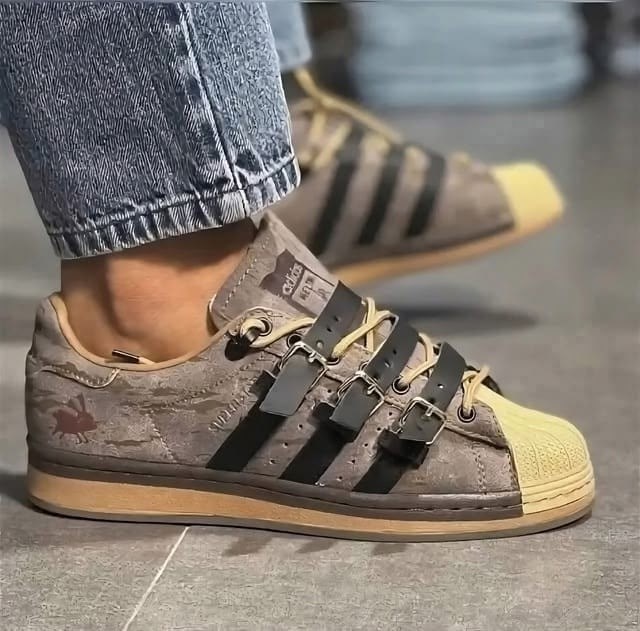 ,кроcсовки adidas superstar,кроссовки adidas,адидас супер стар,melting sadness x adidas originals superstar karoro