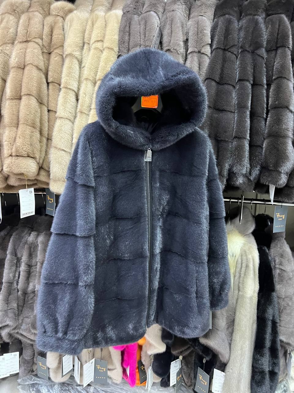 шубы норковые,шуба норковая с капюшоном,шуба норка,норковая шуба кокон,шуба норковая автоледи