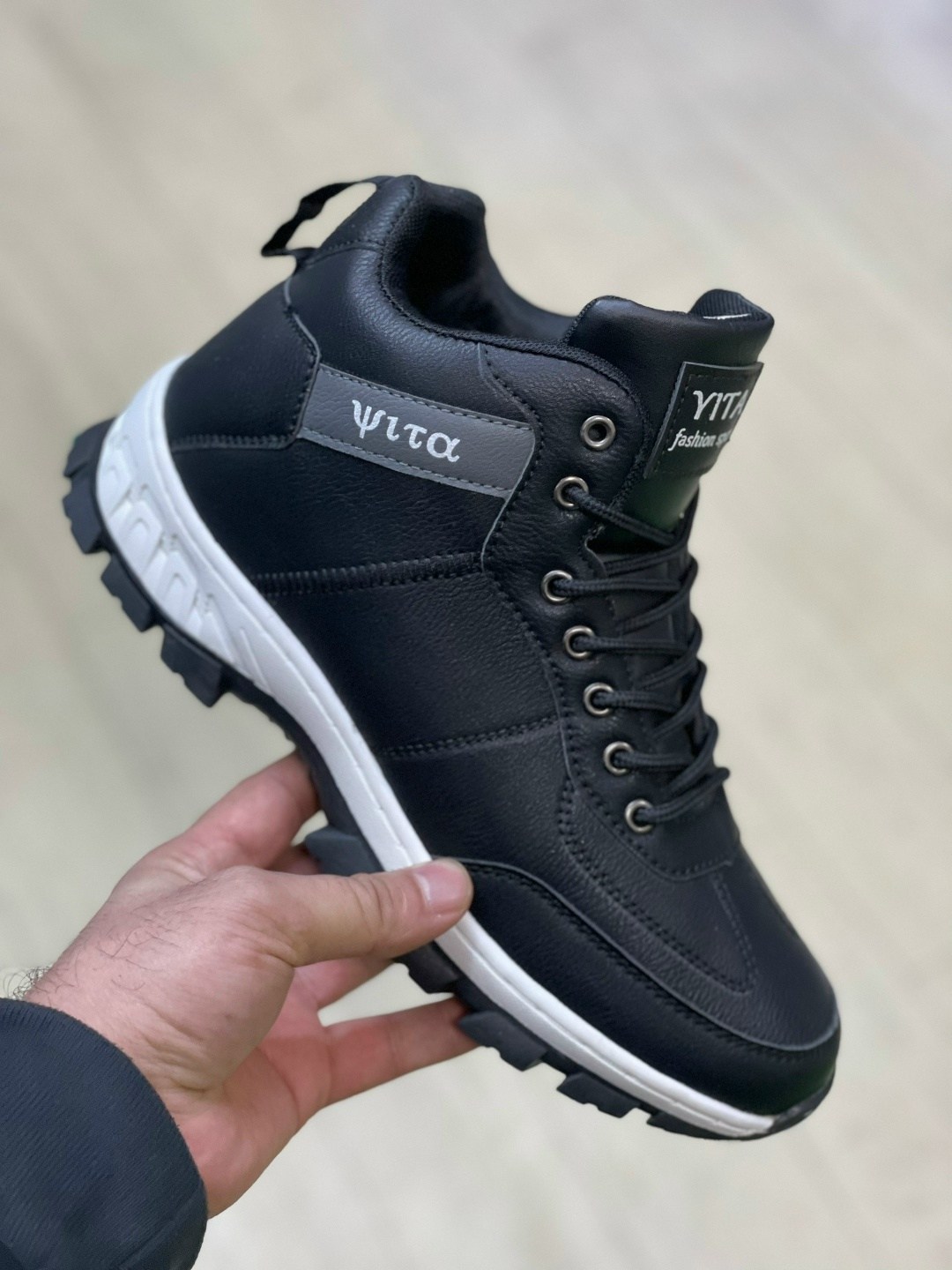 зимние мужские ботинки,,зимние ботинки,зимняя ,зимние мужские кроссовки