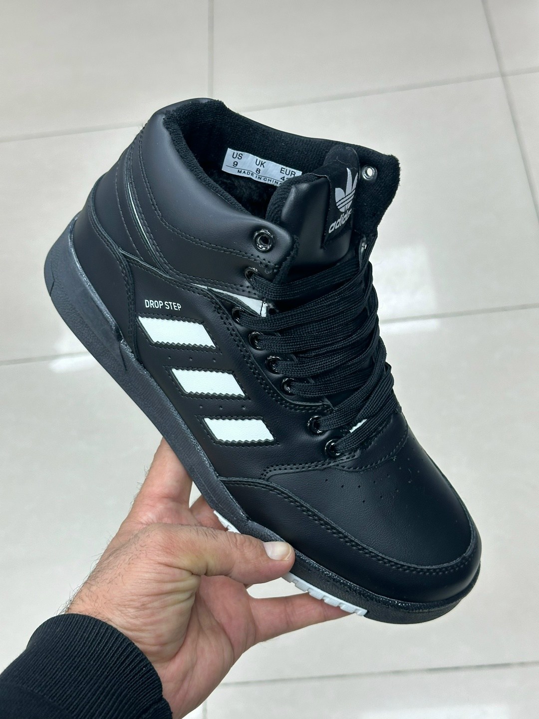 зимние кроссовки adidas,,кроссовки зимние мужские adidas,зимние мужские кроссовки,зимняя