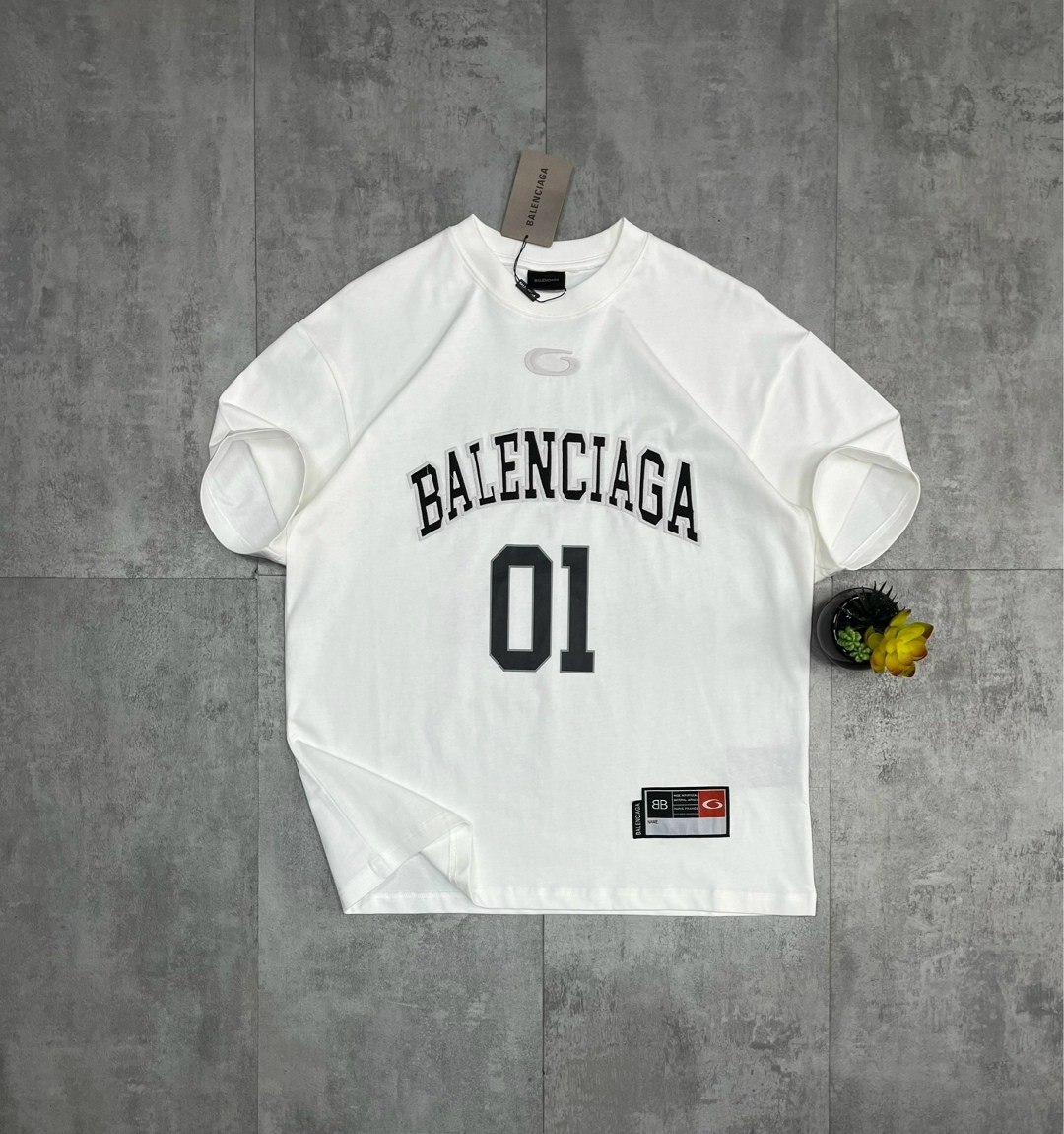 balenciaga футболка,футболка парис баленсиага,футболка balenciaga мужская,футболка баленсиага