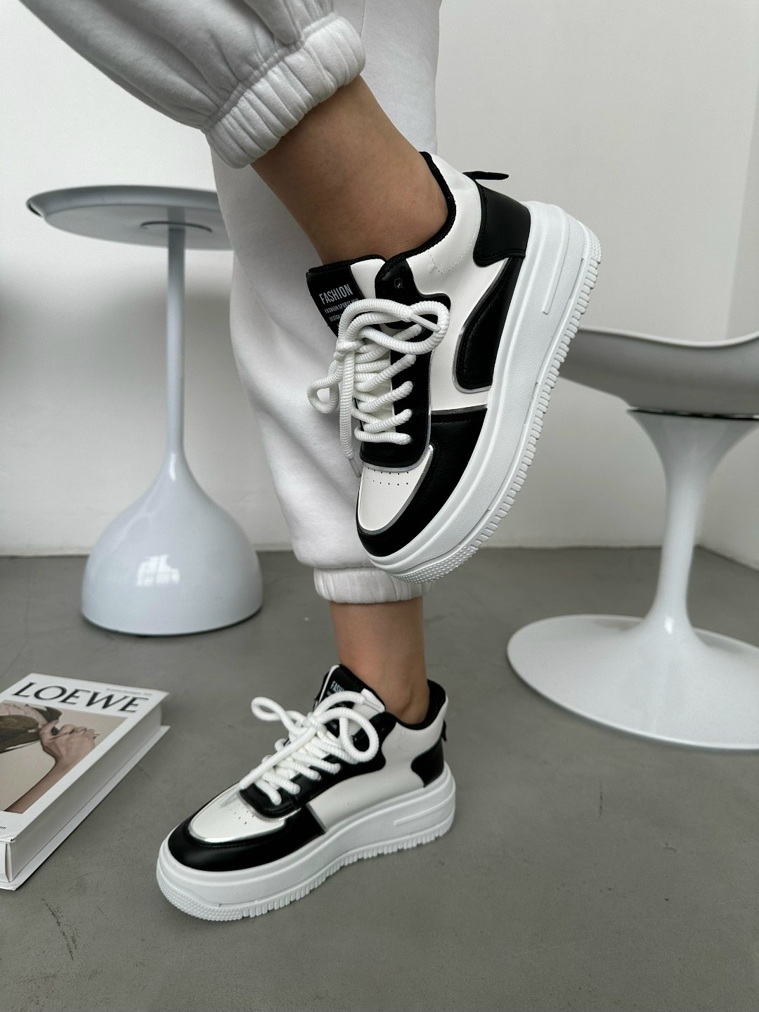 ,кроссовки женскиe,кроссовки стильные,кроссовка, женская