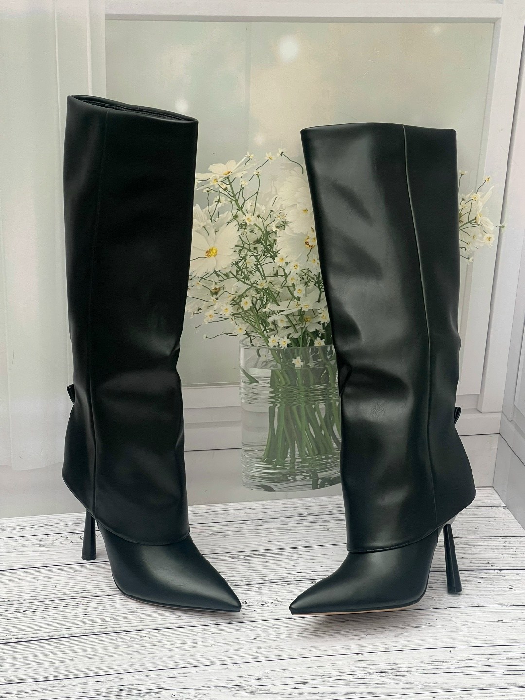 ,высокие сапоги,сапоги на шпильках,сапоги,модные сапоги