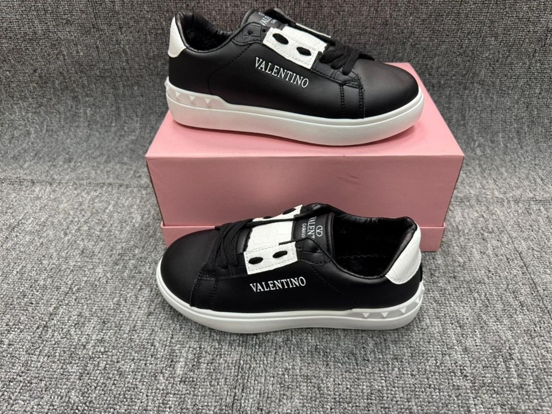 ,valentino кроссовки,кроссовки женские valentino,кеды валентино,кеды валентино гаравани женские
