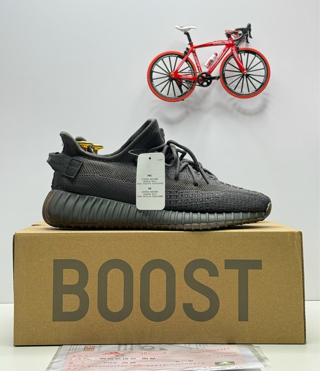 кроссовки adidas yeezy boost 350,adidas yeezy boost 350,adidas yeezy boost 350 v2 cinder reflective,adidas yeezy boost 350 v 2,adidas yeezy boost