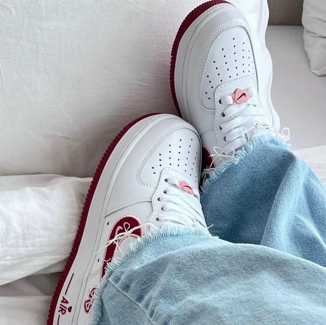 кросcовки nike air force 1,кроссовки nike air force 1 low valentine day,женские кроссовки nike,nike air force 1 low,nike air force 1 low valentine s day 2025
