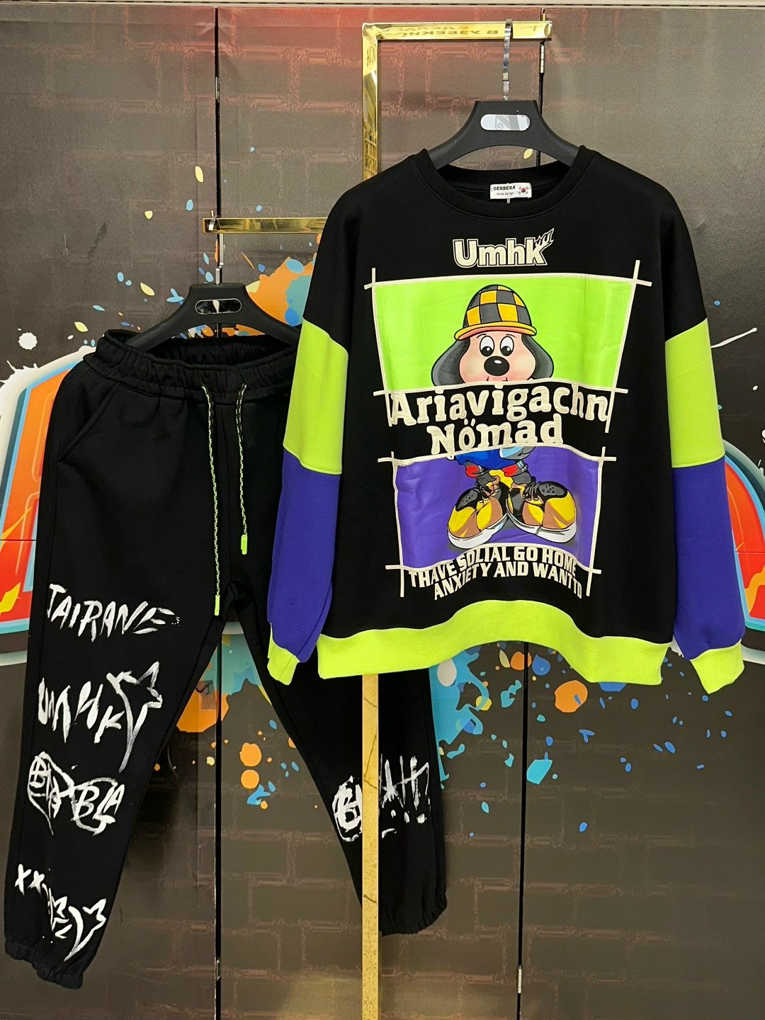 костюмы подростковые,костюмы комплекты,спортивные костюм,костюмы для мальчиков,спортивные костюмы женские