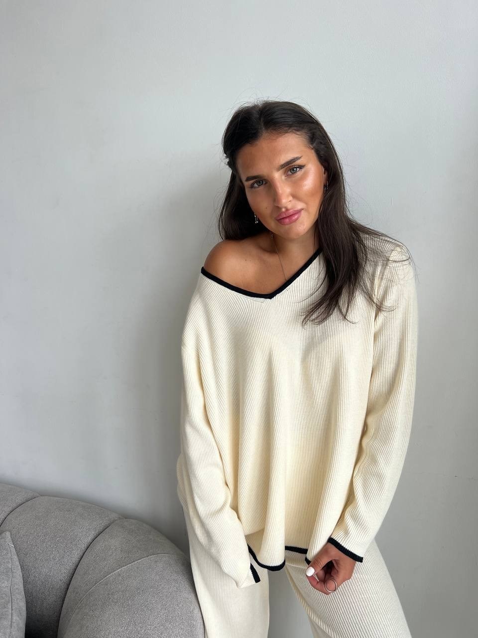 трикотажный костюм,костюм молочный,костюм с брюками,вязаные костюмы,трикотажные костюмы женские