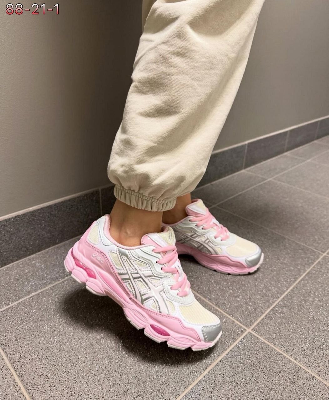 asics кроссовки женские,кроссовки asics gel nyc,женские кроссовки,кроссовки asics,кроссовки