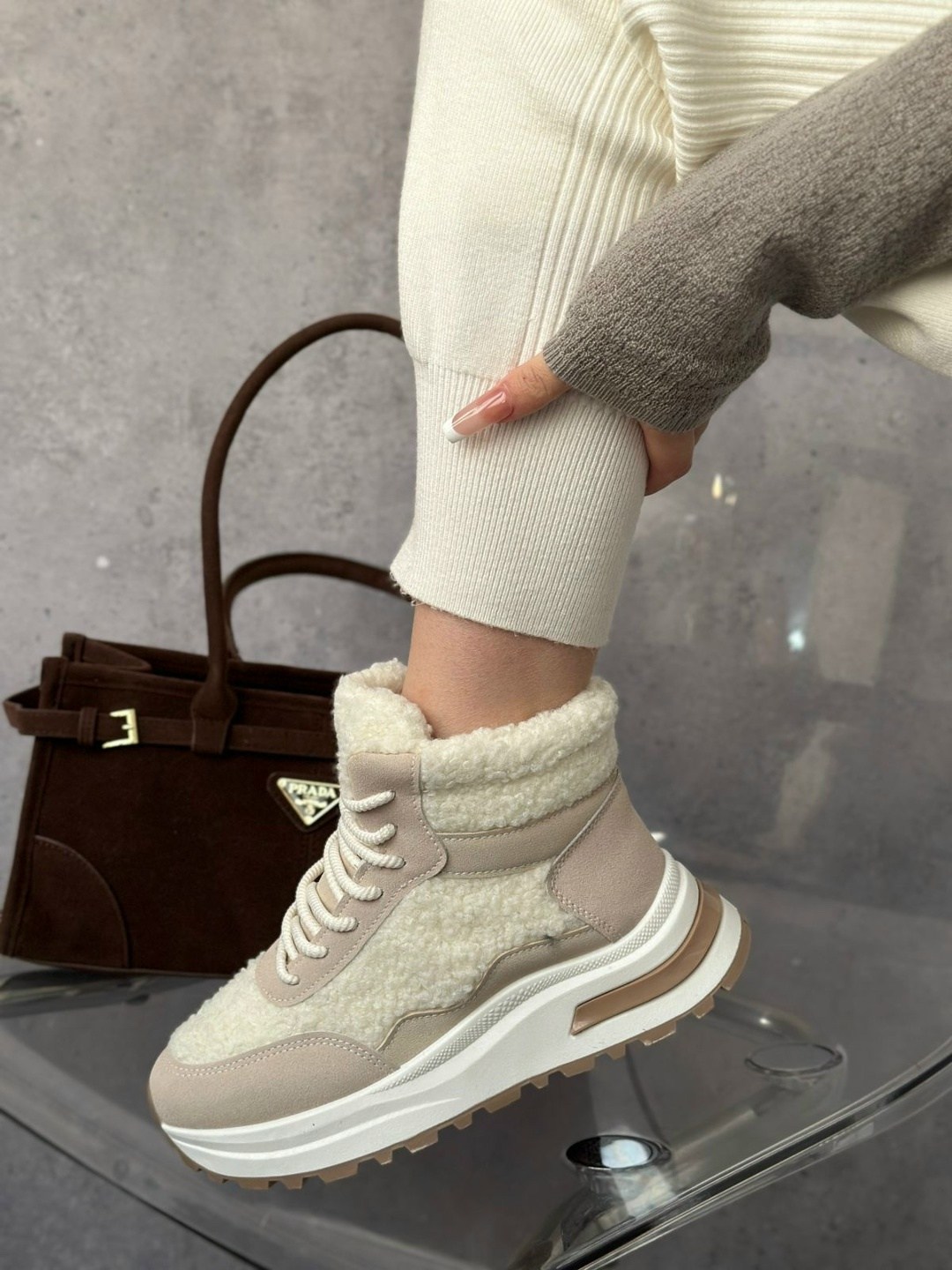 ,зимние женские кроссовки,женские кроссовки,зимняя  женская,зимняя