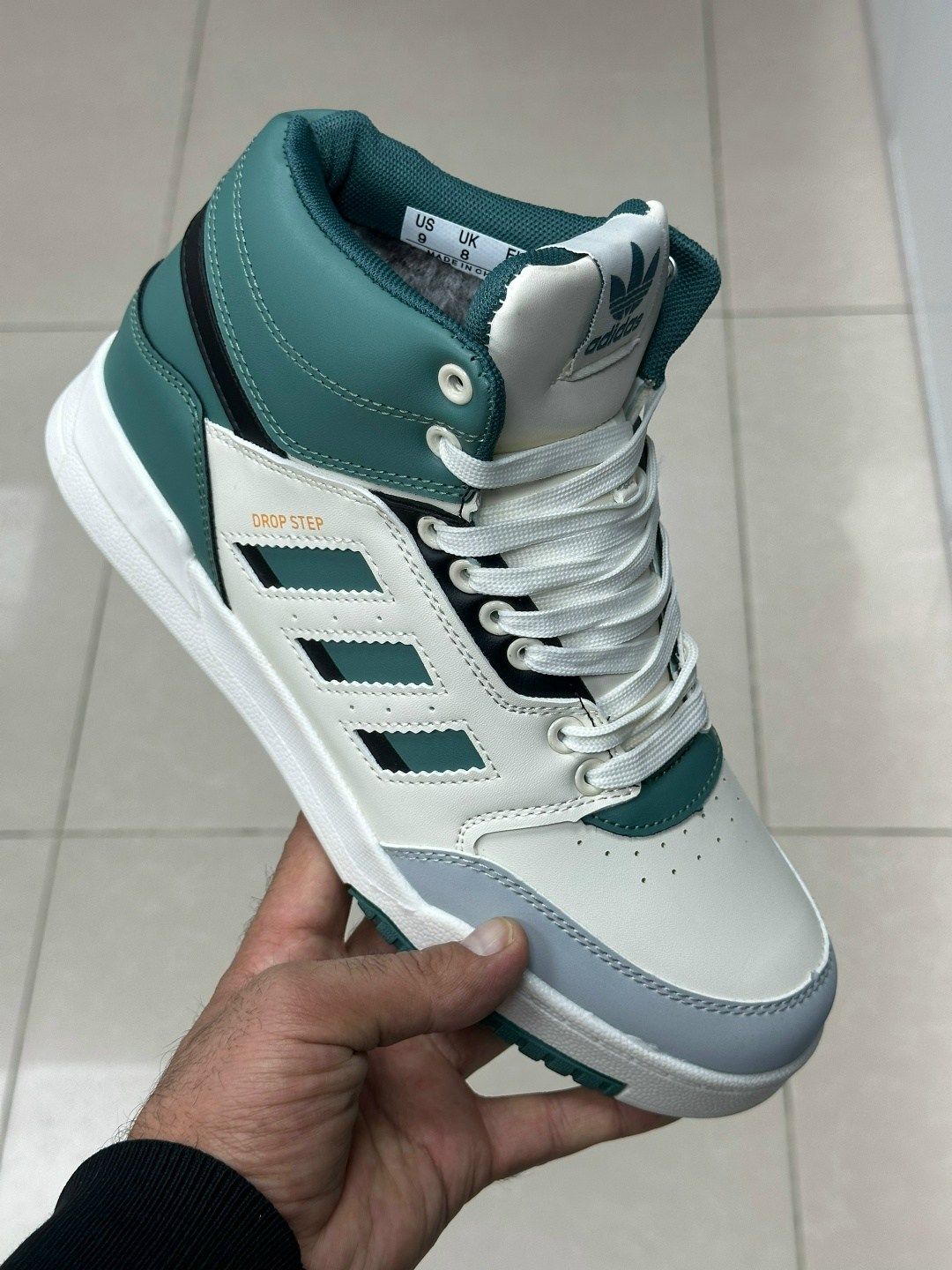 зимние кроссовки adidas,,кроссовки зимние мужские adidas,зимние мужские кроссовки,зимняя