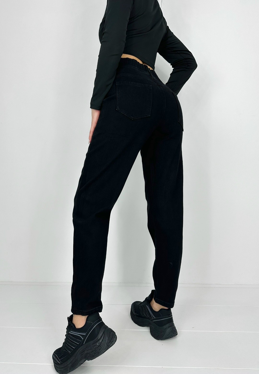 женские джинсы,черные джинсы женские,джинсы мом,стильные джинсы,брюки джинсы