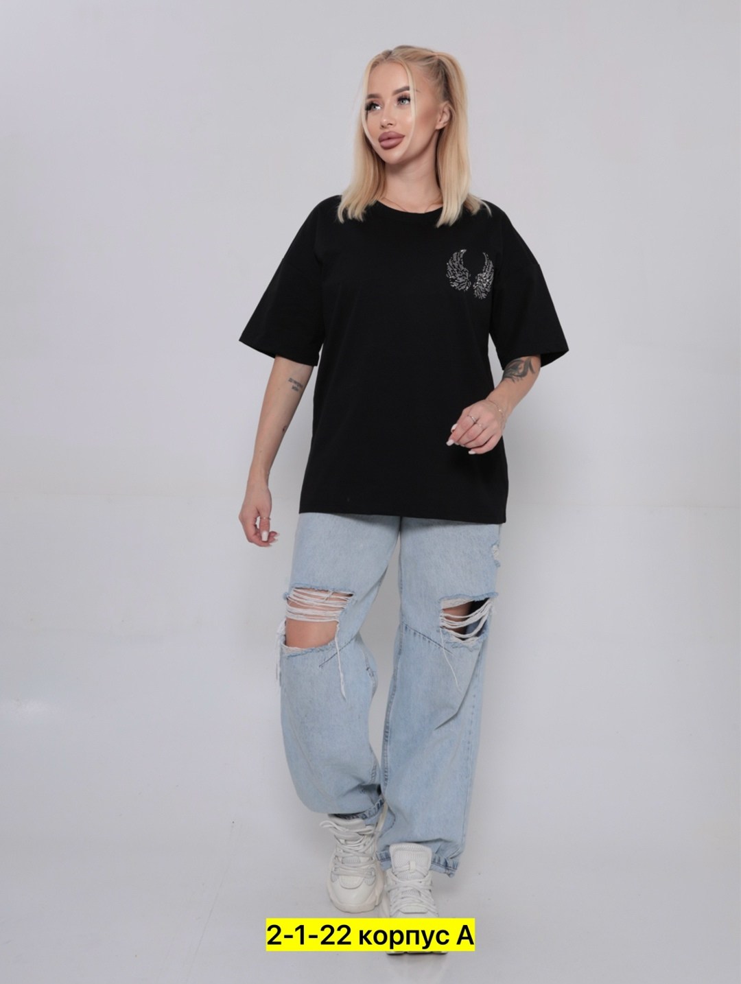 футболка женская,футболка,женская футболка оверсайз,стильная футболка,футболка со стразами оверсайз