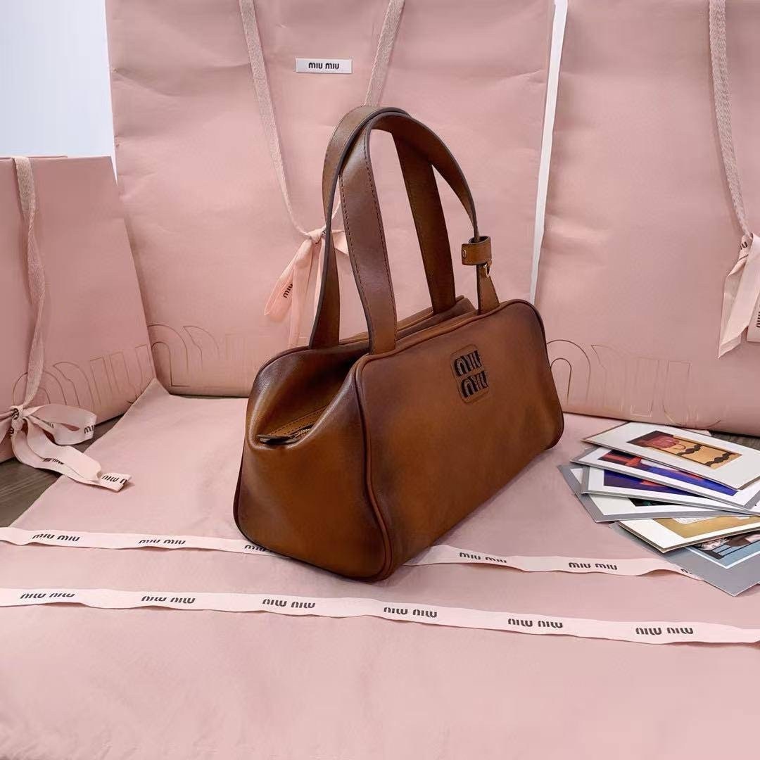 сумки,кожаная сумка,сумка,женская сумка,сумки коричневый