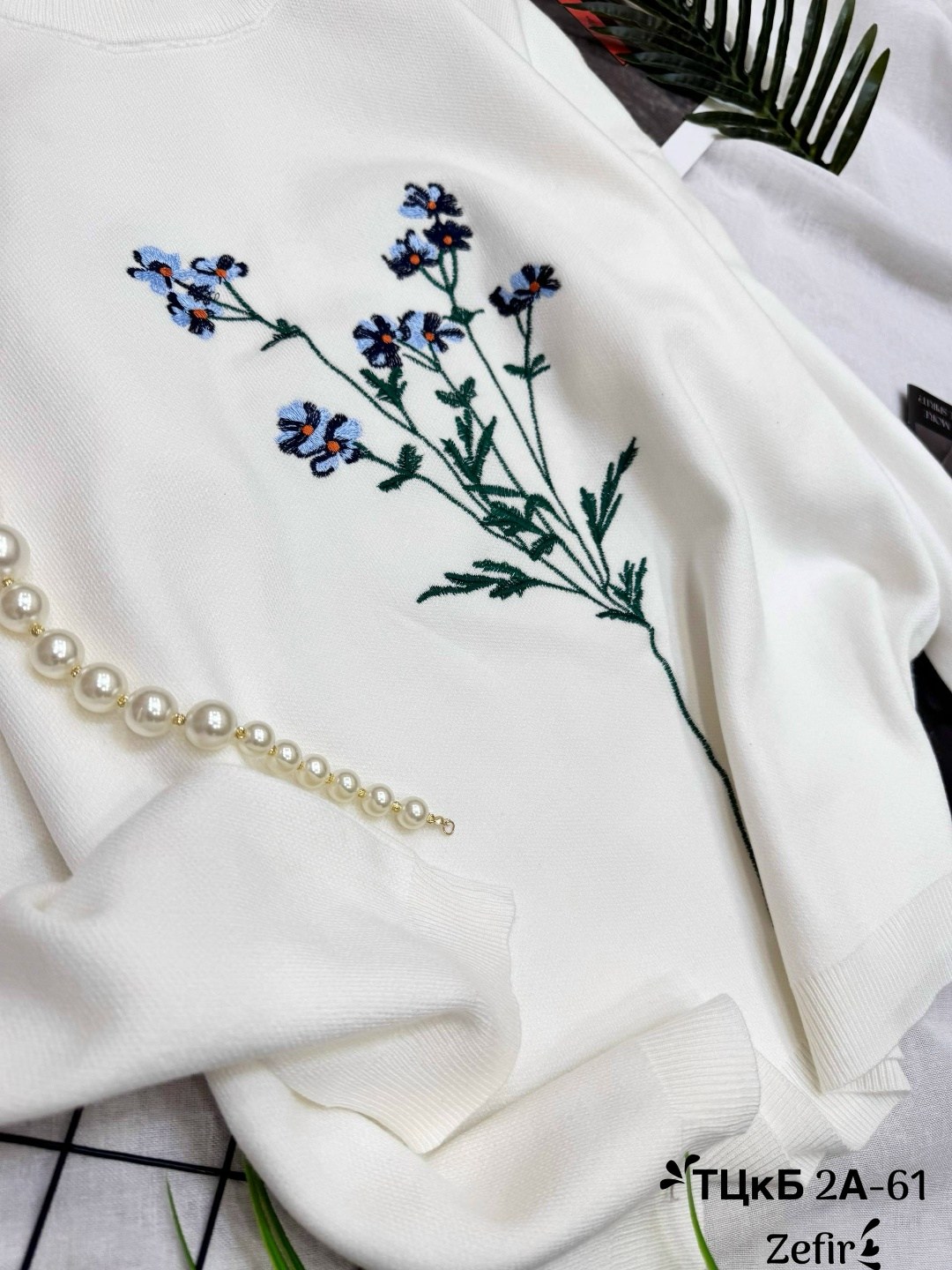 джемпер с вышивкой,свитер с вышивкой,свитер свитшот,кофта женская,женский свитшот