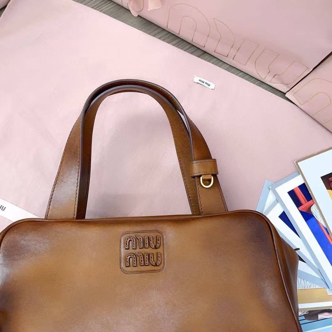 сумки,кожаная сумка,сумка,женская сумка,сумки коричневый