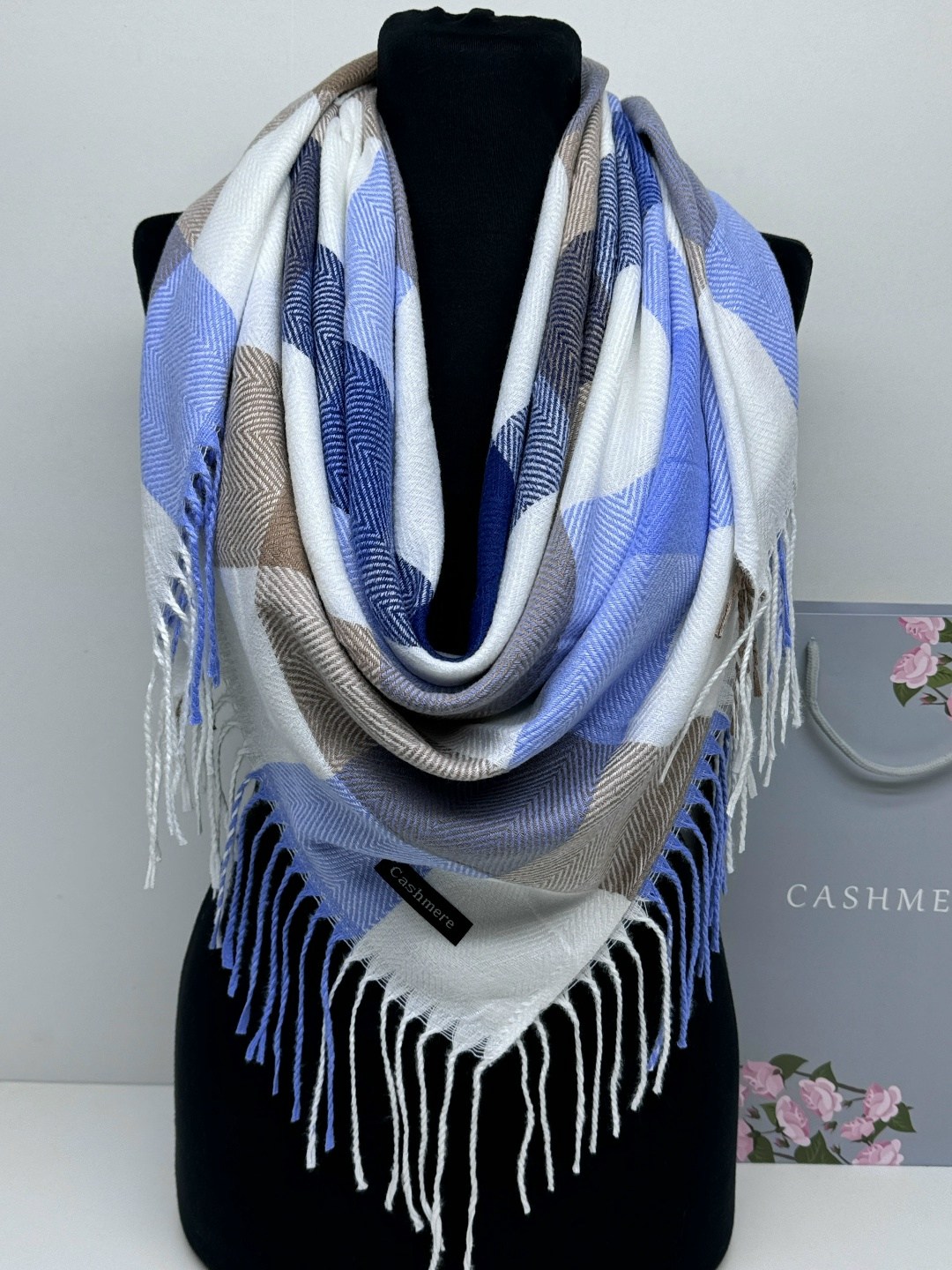 платки шарф,платок женский кашемир,платки кашемир,платки теплые,платок кашемировый