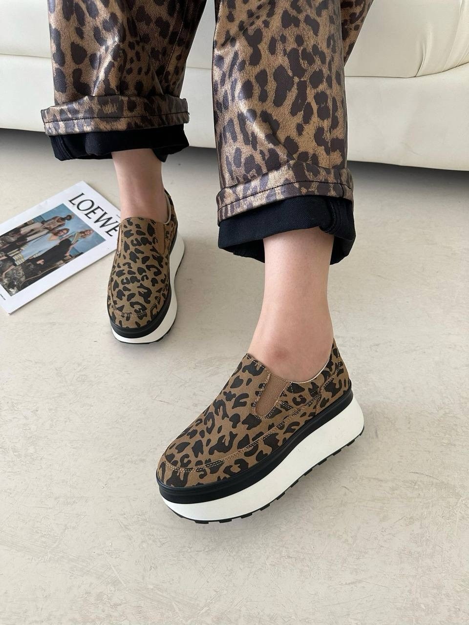 , женская,обуви,кроссовки женскиe,кеды замша