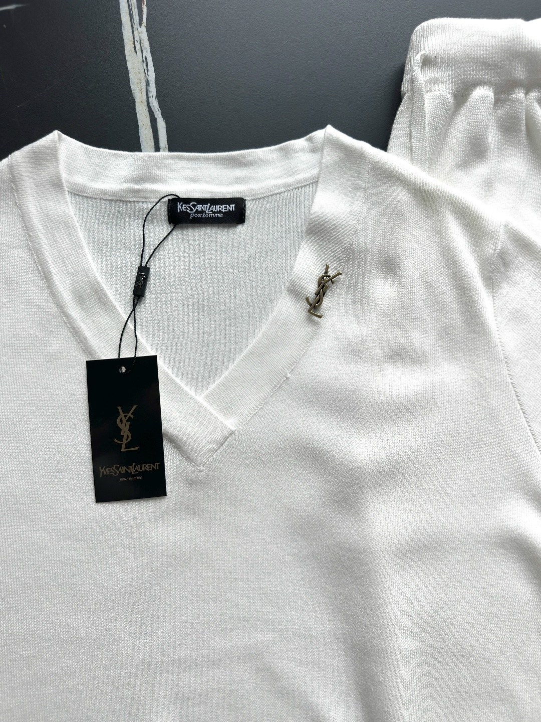 костюмы брючные,белый брючный костюм,костюм белый,трикотажные костюмы,костюм с брюками