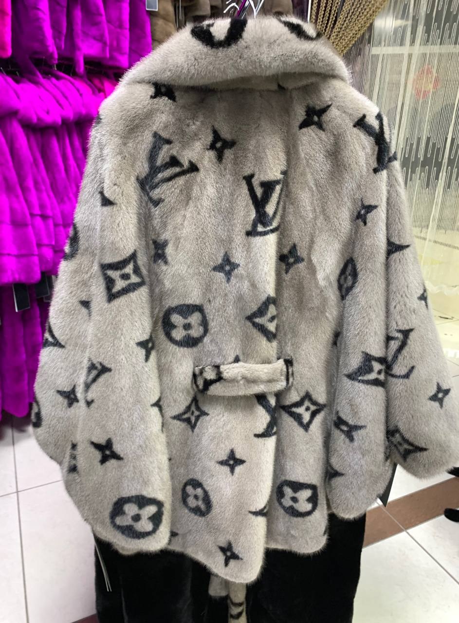 шуба из меха,шубка,женская шуба,шуба летучая мышь,меховое пальто