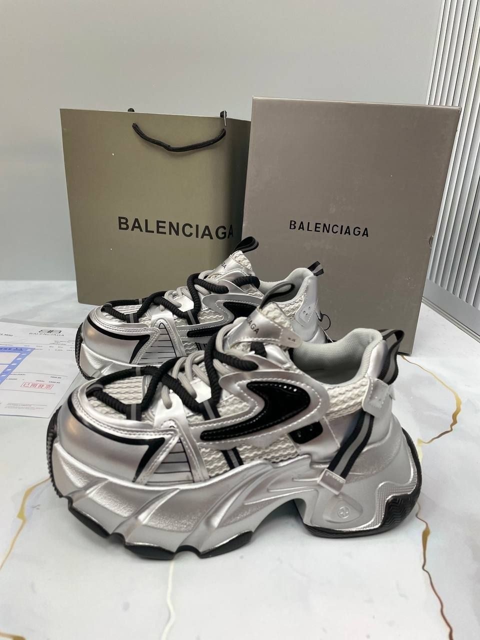 новая коллекция баленсиага 2025 кроссовки,кроссовки balenciaga,кроссовки женские balenciaga,кроссовки баленсиага 3xl,кроссовки баленсиага