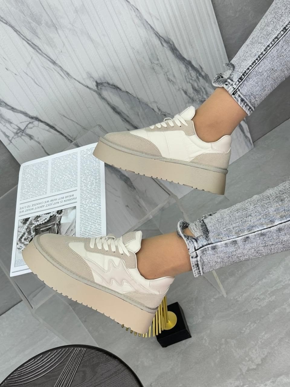 ,кроссовки женскиe,кроссовки модные,стильные кроссовки, женская