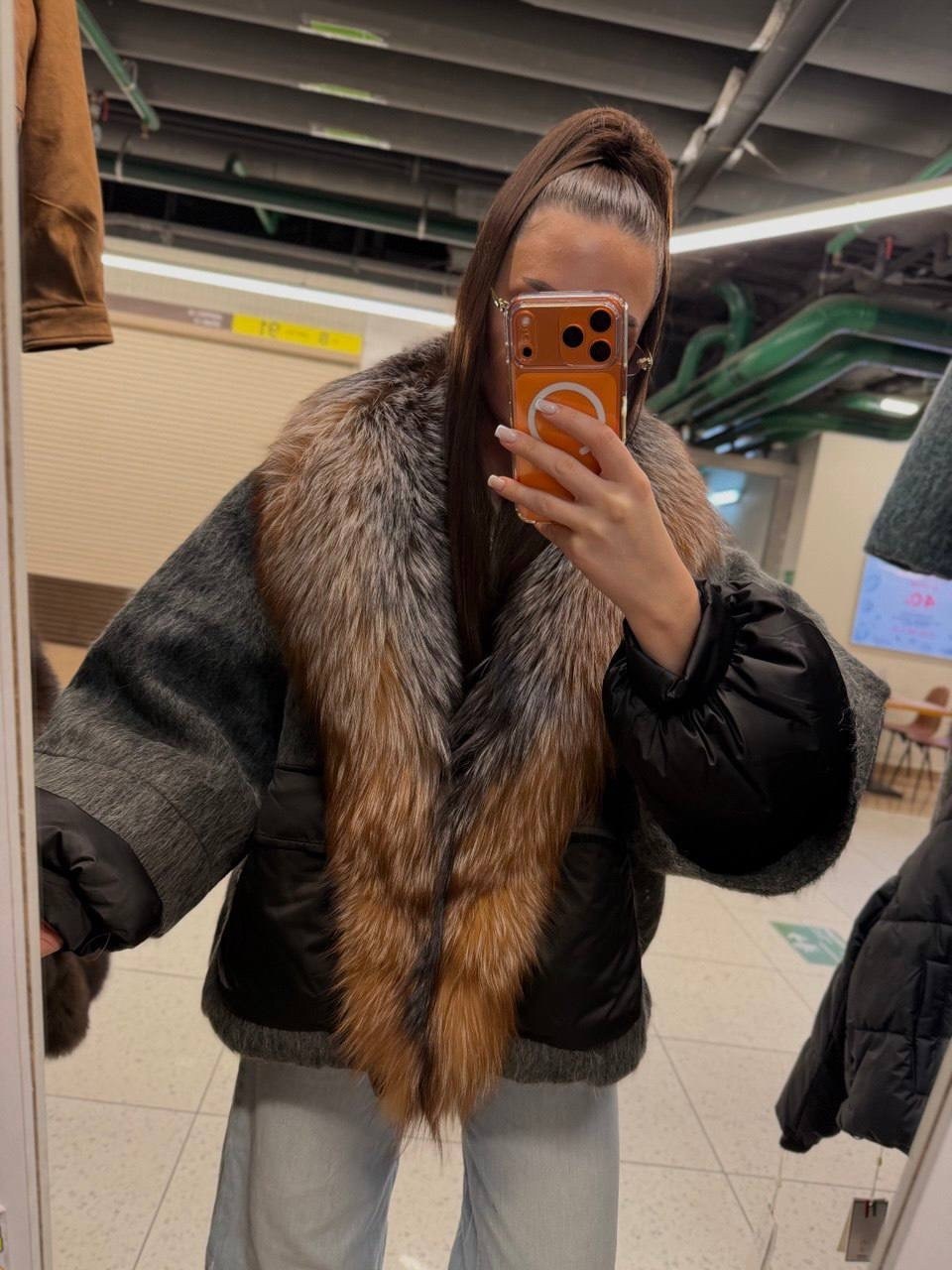 пуховики с мехом,пуховики с натуральным мехом,куртка меховая,куртка с мехом,женские пуховики