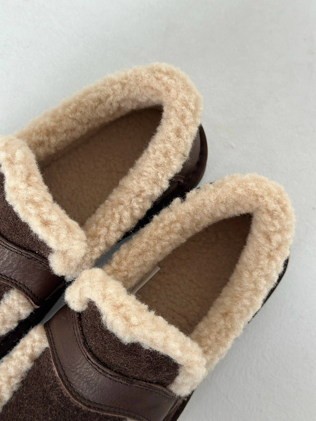 ,теплая ,тапочки зимние,плюшевые домашние тапочки,тапочки модные