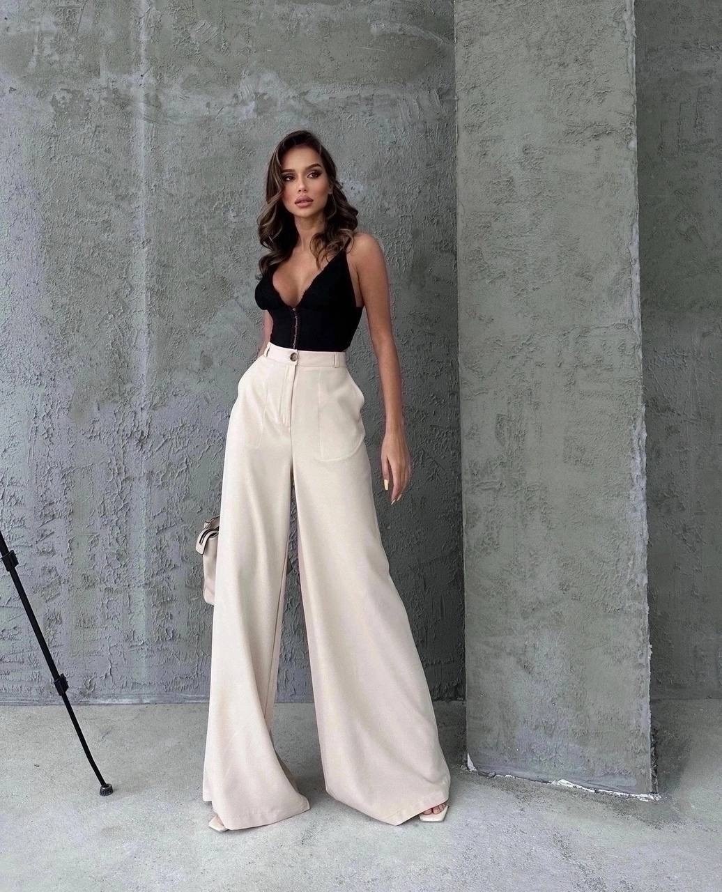 брюки палаццо женские,брюки палаццо,элегантные брюки,женские брюки клеш,образ с брюками палаццо