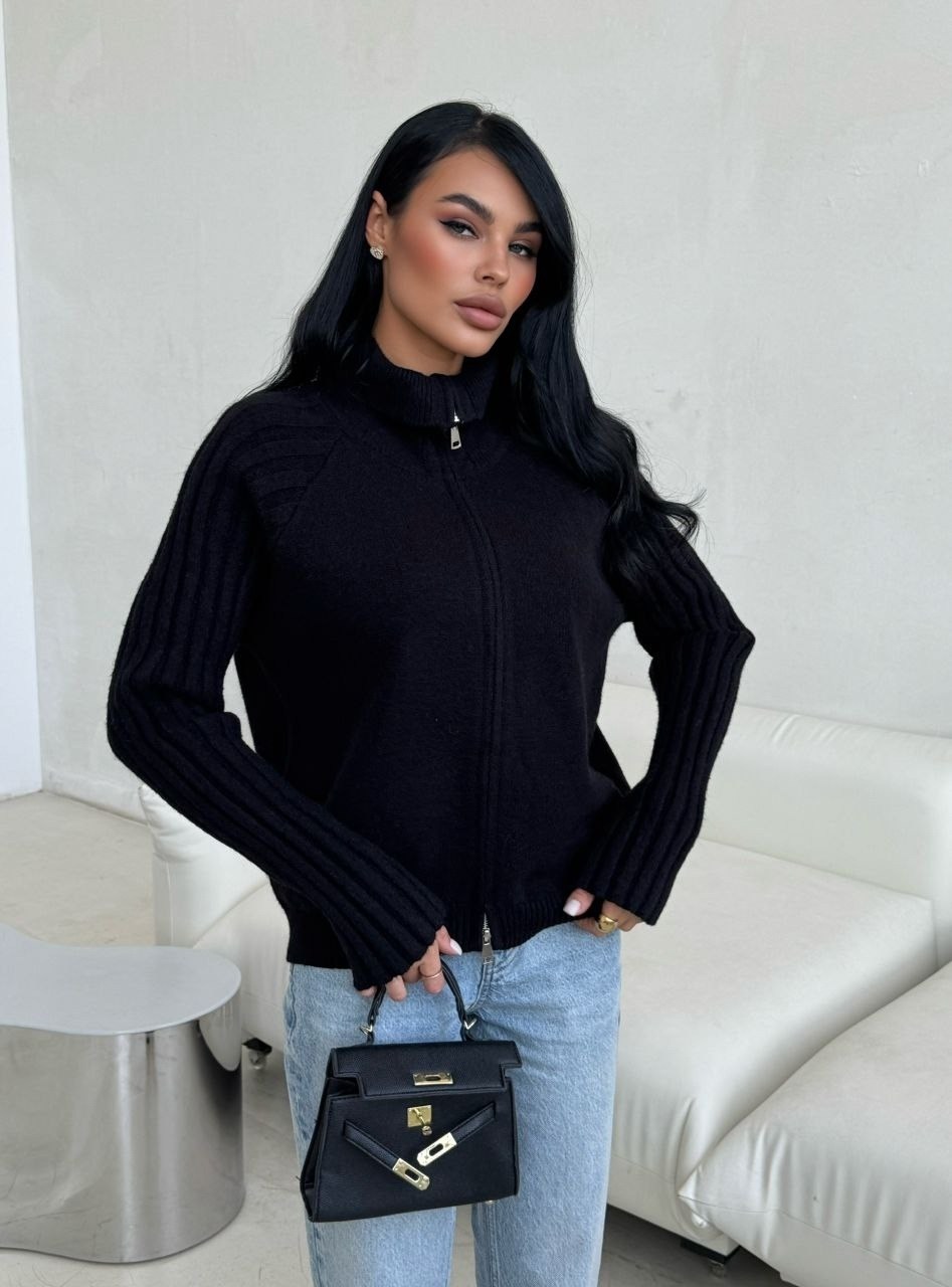 модные свитера,свитер,свитера вязаные,бежевый джемпер,свитер с горлом