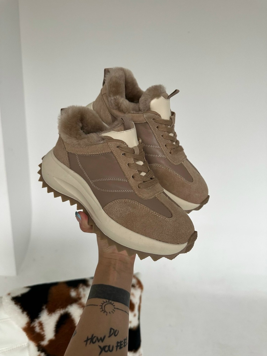 ,кроссовки женскиe,зимние кроссовки женские,кроссовки женские натуральная замша,кроссовки бежевые