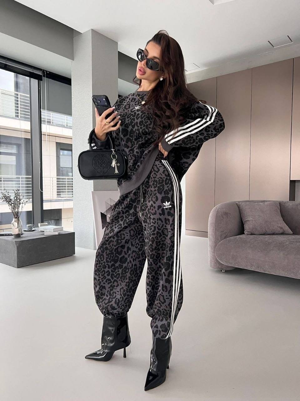 стильные костюмы,модные костюмы,спортивные костюмы женские,костюмы женские,костюм с принтом